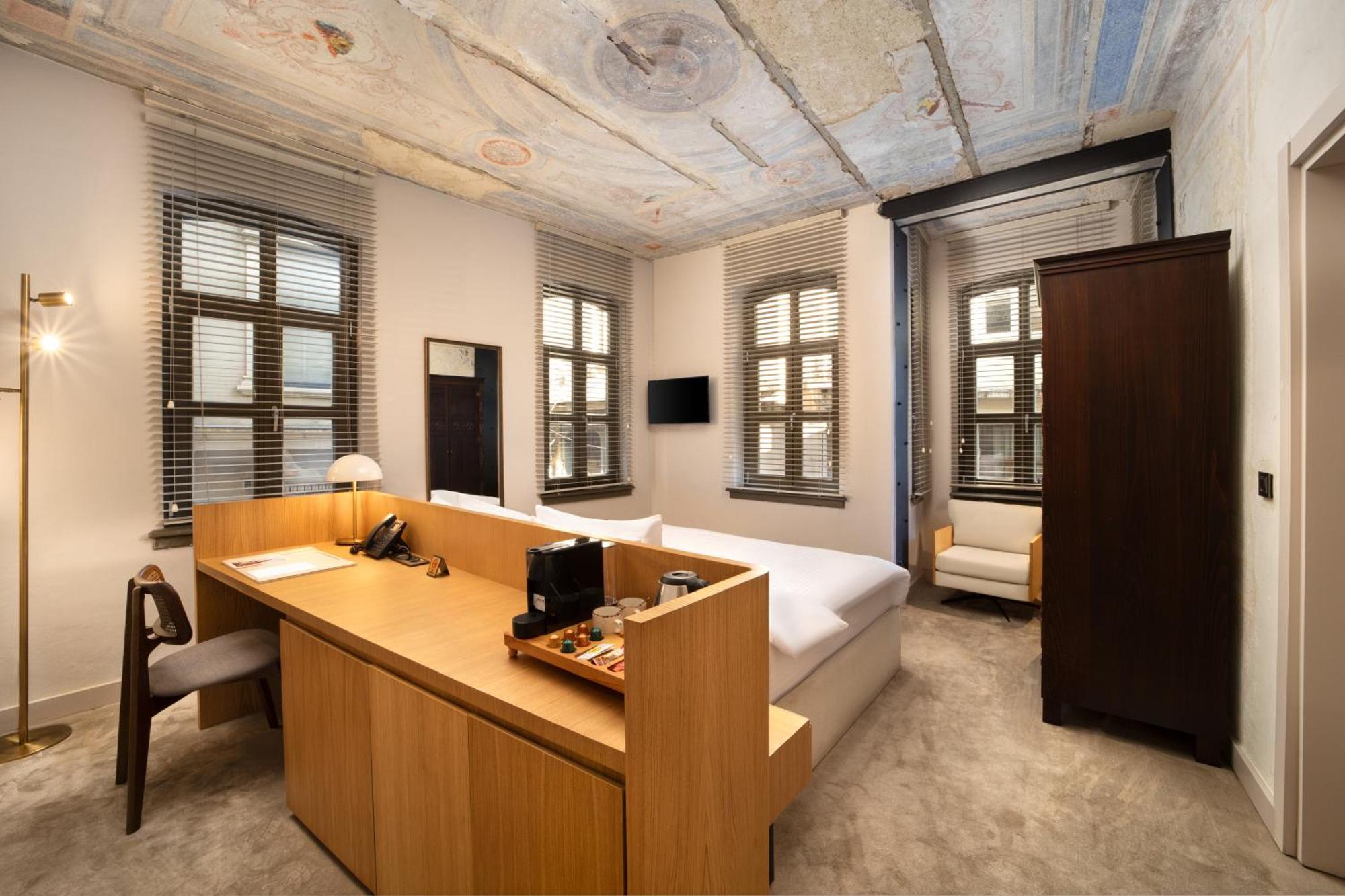 Hotel Sykai Pera 4*